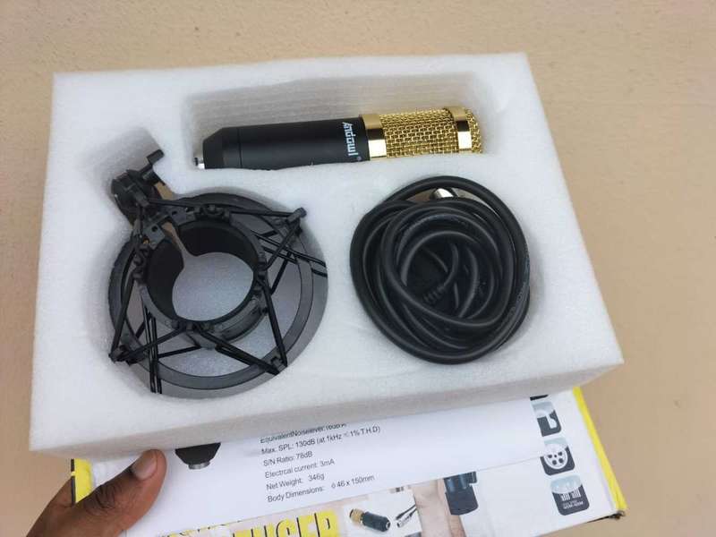 Condenser Microphone with Shock Mount 3.5mm Stereo Plug
