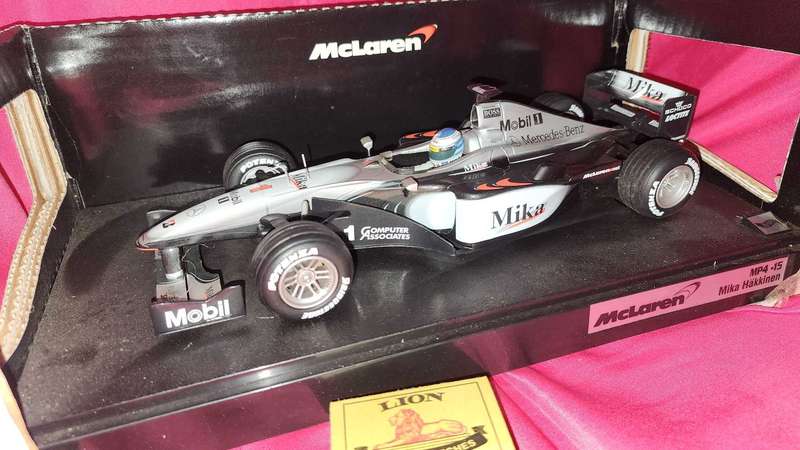 Mika Häkkinen McLaren by Hotwheels