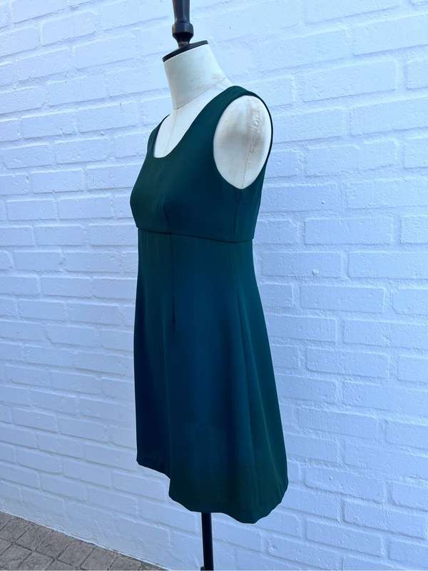 Dark green cocktail dress (M)
