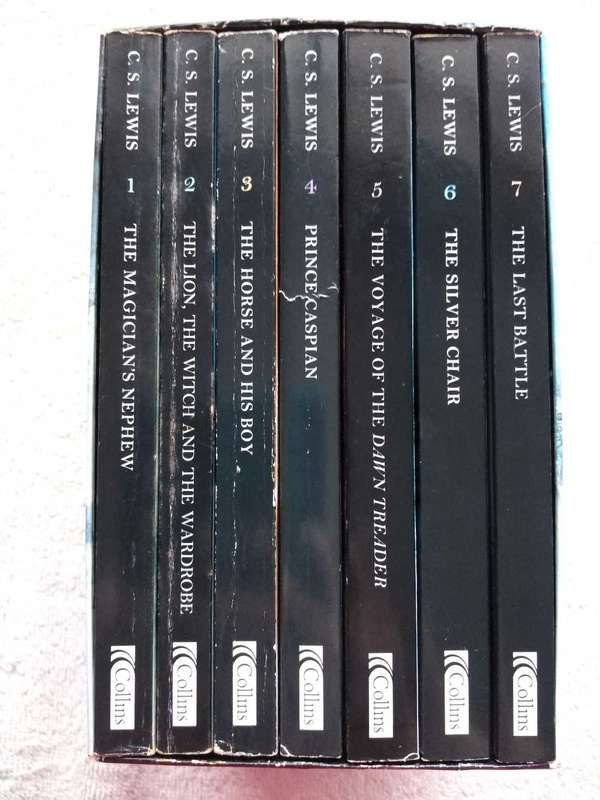 C. S. Lewis The Chronicles of NARNIA box set