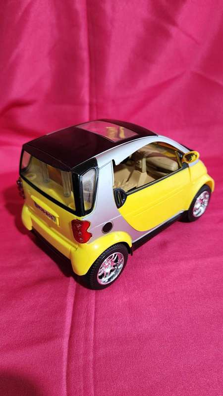 BIG "Smart-Car" Battery Operated (Model)