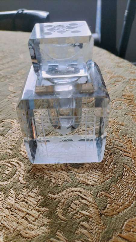 Etched Crystal Inkwell with lid