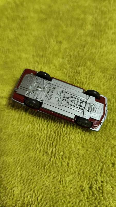 Mercedes Benz 190 by Wiking