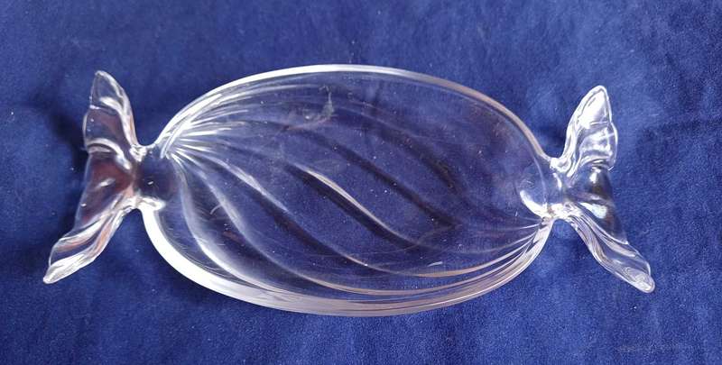 Candy dish