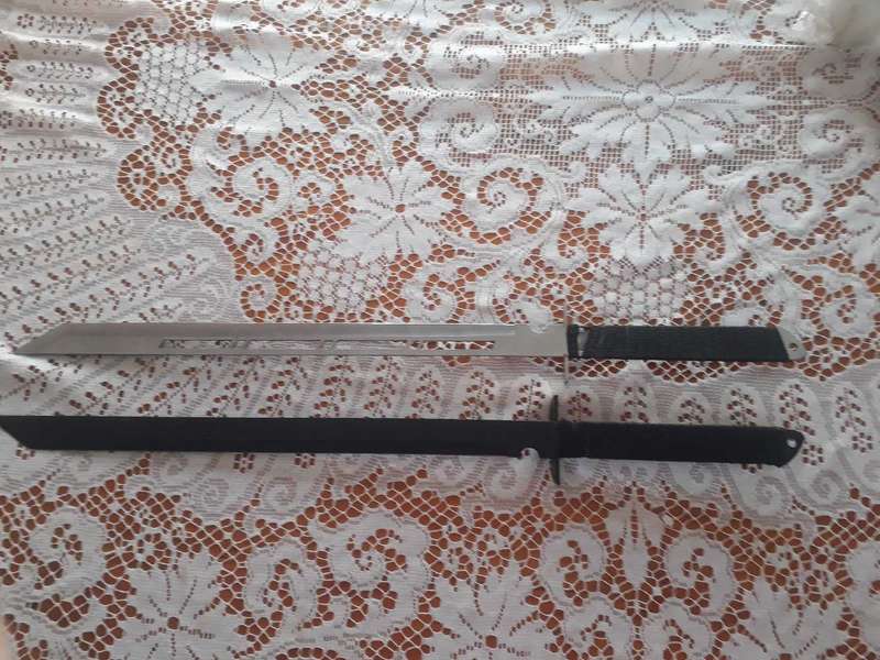 SAMURAI VINTAGE DUEL TWIN  BLADE KATANA SWORD SET - IN VERY GOOD CONDITION FROM LATE 1970'S