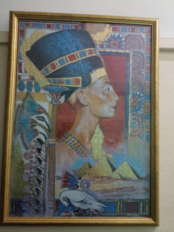 Nevertiti puzzle picture in frame