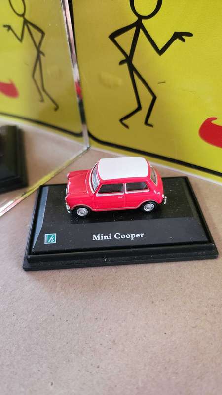 MINI Cooper "Old-Shool" Model