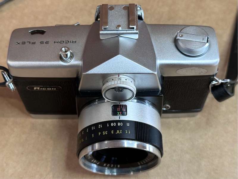 Ricoh 35 FLEX circa 1964