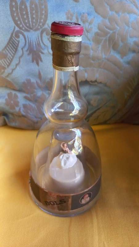 Vintage Working `Bols Ballerina ` musical bottle