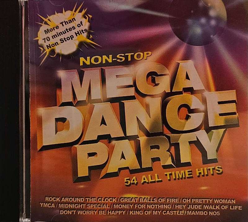 Mega Dance Party   243