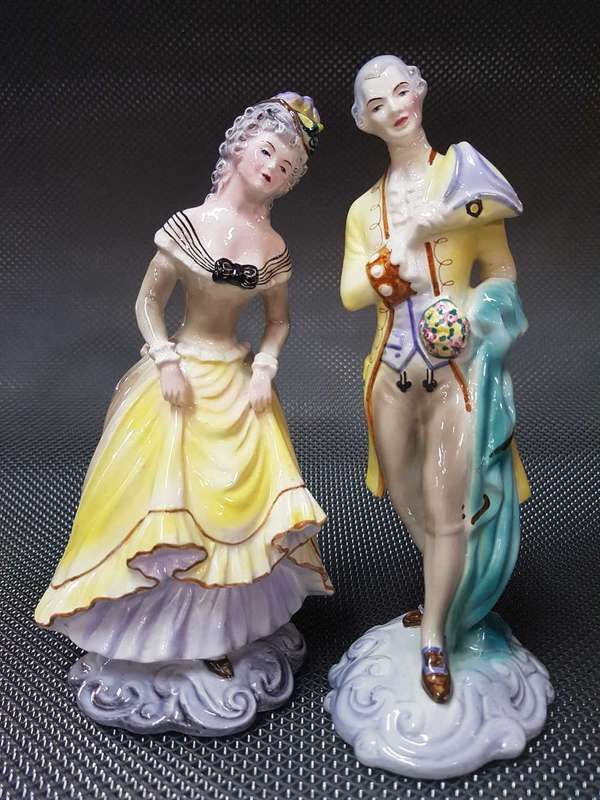 Set of 2 GOLDSCHEIDER GOLDCREST Victorian Porcelain Lady and Gentleman Figurine's.