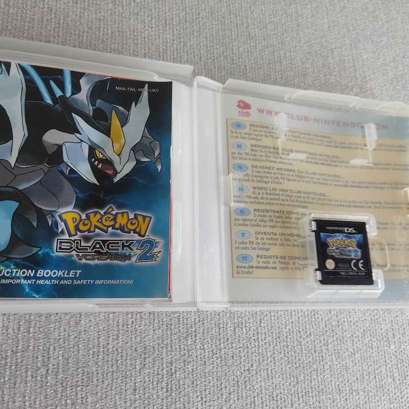 Pokémon Black Version 2 Nintendo Ds