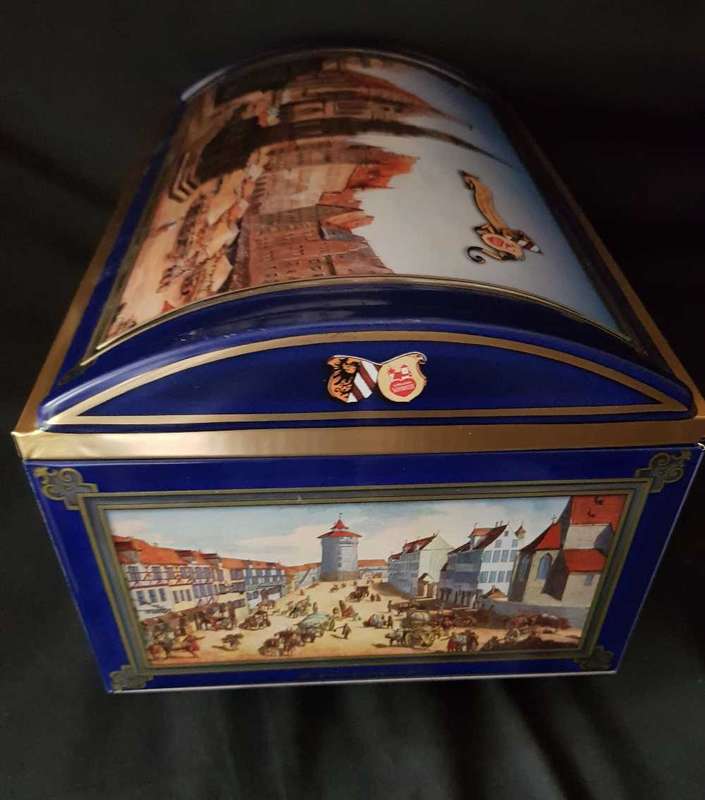 LEBKUCHEN SCHMIDT Large German Cookie Biscuit Tin Chest Vintage
