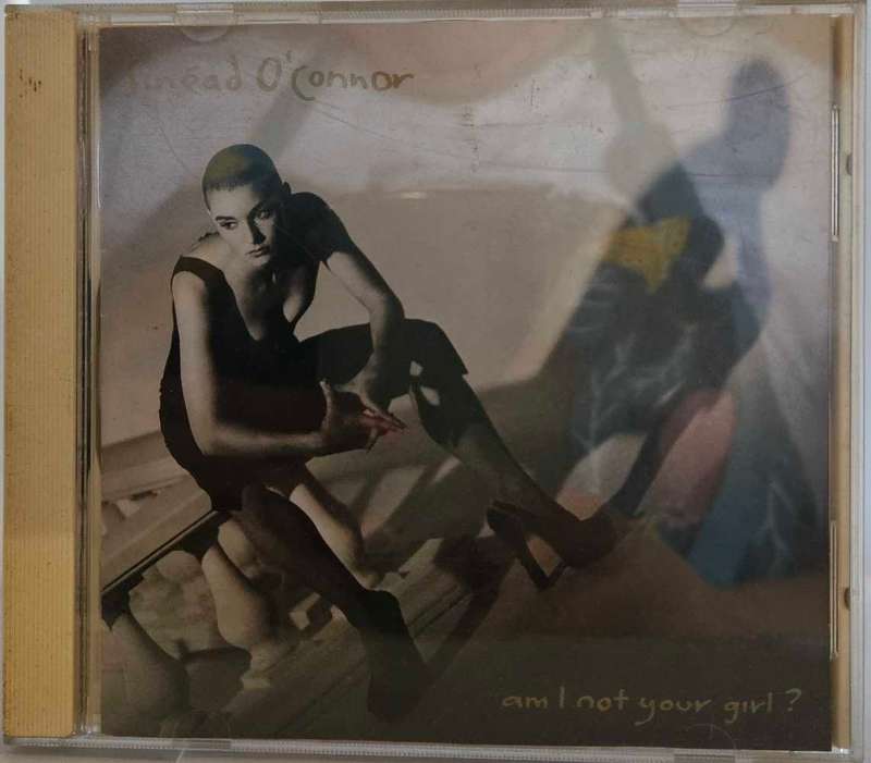 Sinead O`Connor am I not your girl?    (373)