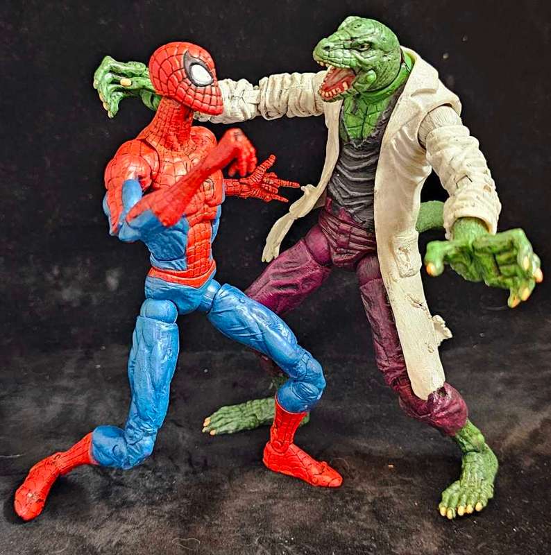 ToyBiz Marvel Legends Fearsome Foes Lizard