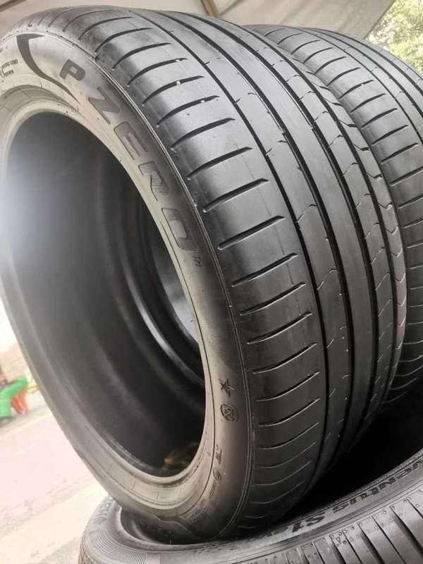 275/40/20 Pirelli Pzrro Runflat used tyres