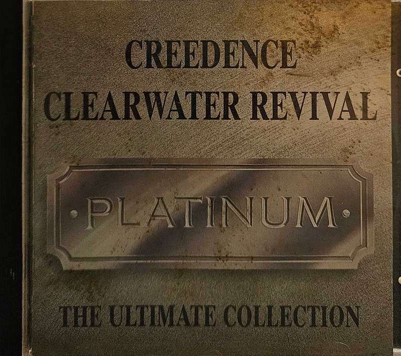 Creedence Clearwater Revival Platinum.    1077