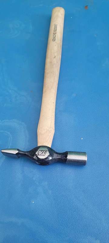 Genuine Hickory Cross Pein Hammer