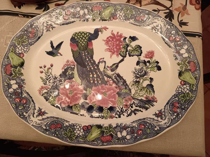 Large Imari Platter decorated with Peacocks and a border of Foliage and Fruit