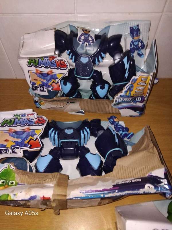 PJMASKS ROBO GEKKO AND CAT TOYS