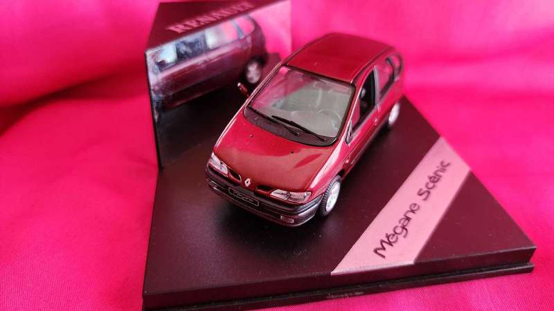 Renault Megane Scenic (1:43)