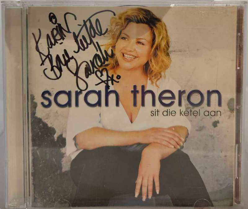 Sarah Theron sit die ketel aan 1533