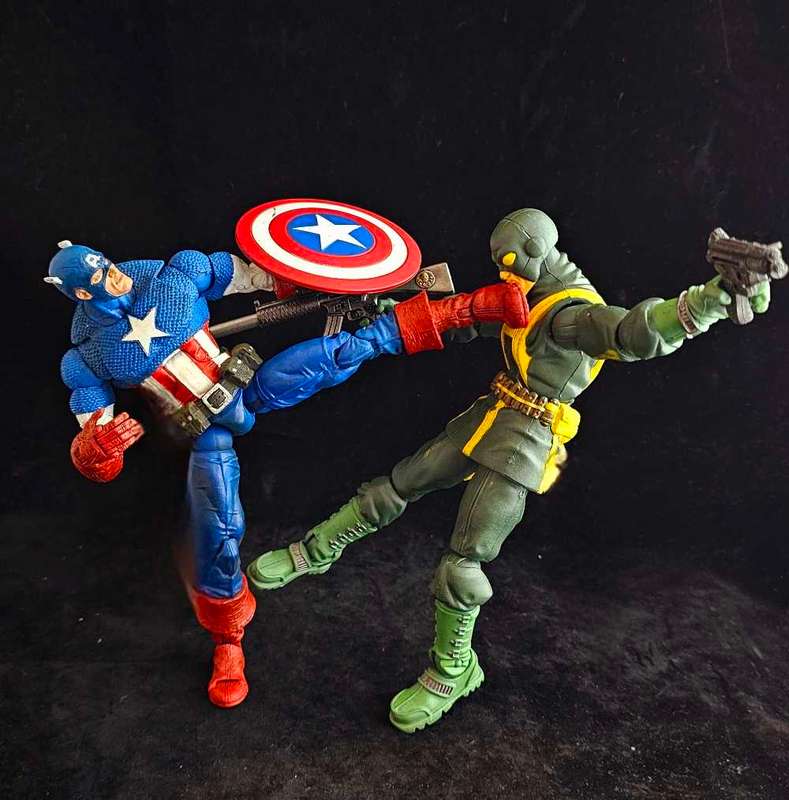 Hasbro Marvel Legends Hydra Soldier