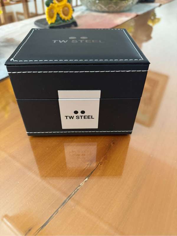 Original TW Steel CEO Adesso (CE7010) - 48mm