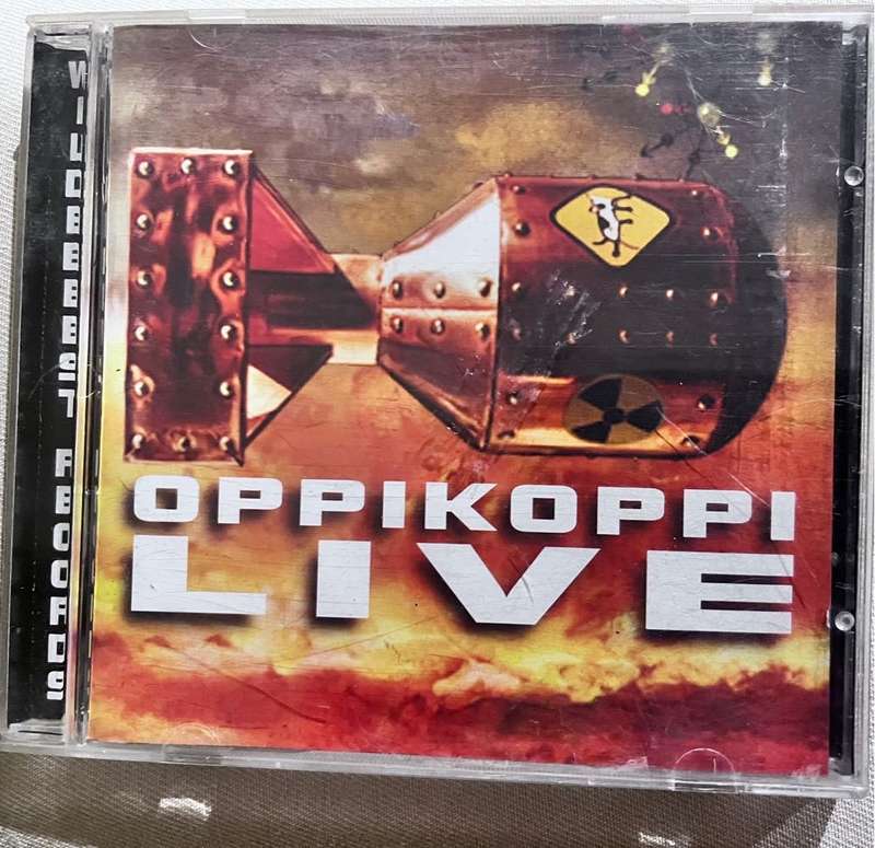 Oppikoppi Live (August 1997 One Big Bang-themed)