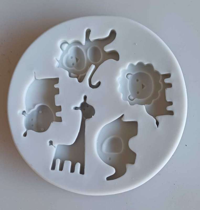 Small silicone animal mould