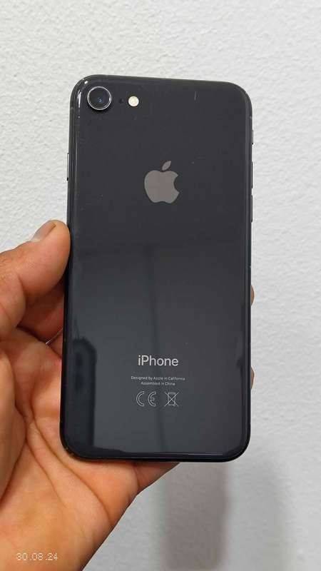 Apple iPhone 8 64GB black (Pre Owned)