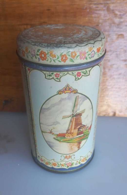Vintage Albert Heijn tin