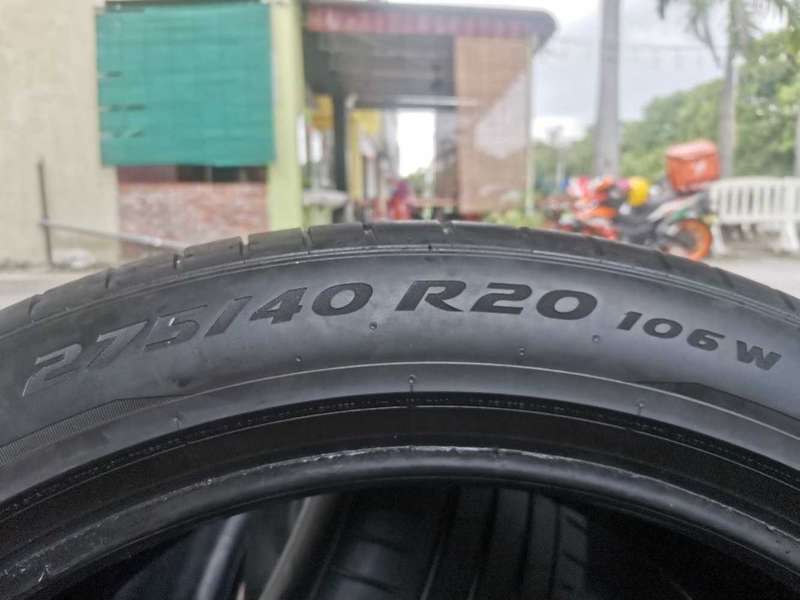 275/40/20 Pirelli Pzrro Runflat used tyres