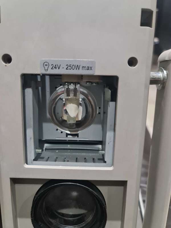 Vega Projector