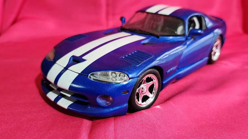Dodge Viper (1:18)