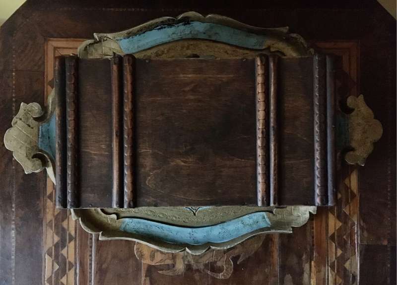 Vintage wooden jewellery box