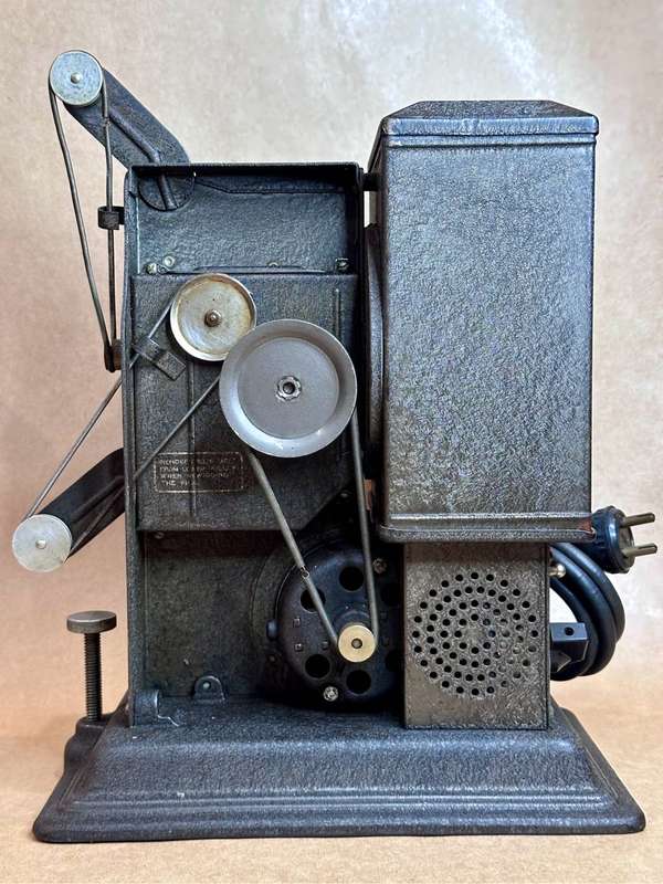 KEYSTONE 8mm Projector Model J-8