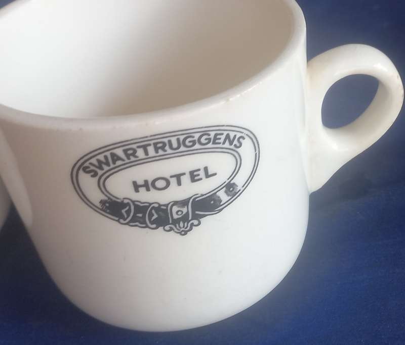 2 x Swartruggens hotel cups