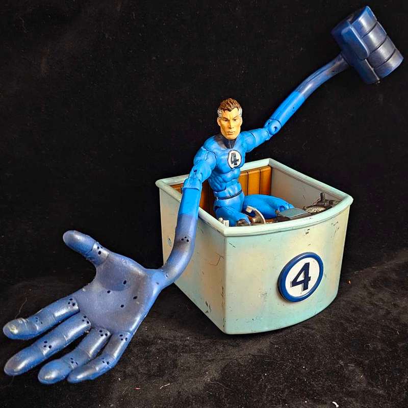 ToyBiz Marvel Legends Fantastic Four