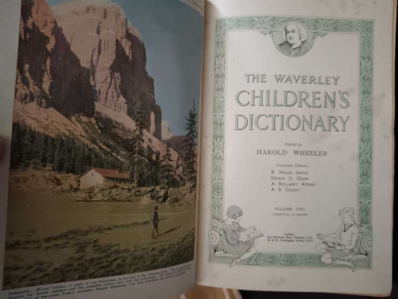 Set of Waverley Children's  Dictionary by Harold Wheeler