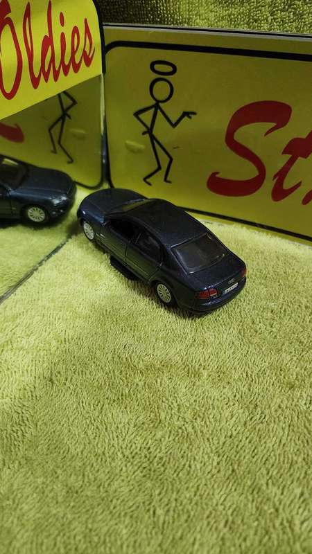 Audi A 8 (1:44) Maisto