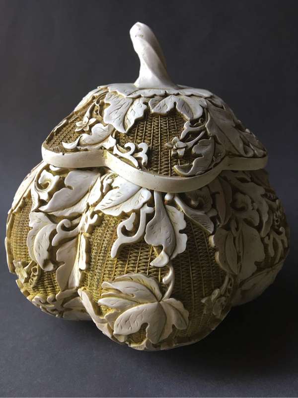 Vintage Chinese Cinnabar bowl