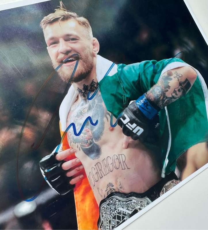 CONOR MCGREGOR -  AUTHENTIC AUTOGRAPH - 100% ORIGINAL - WITH COA