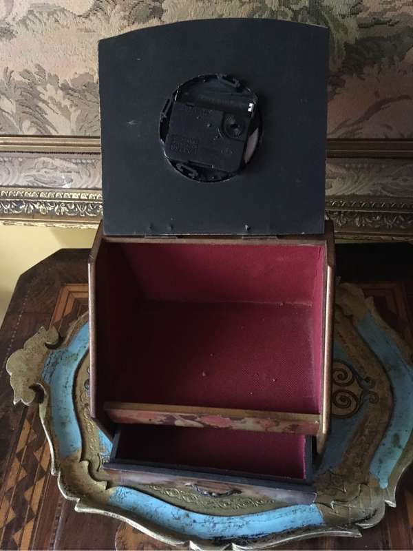 Decoupage jewellery box with clock