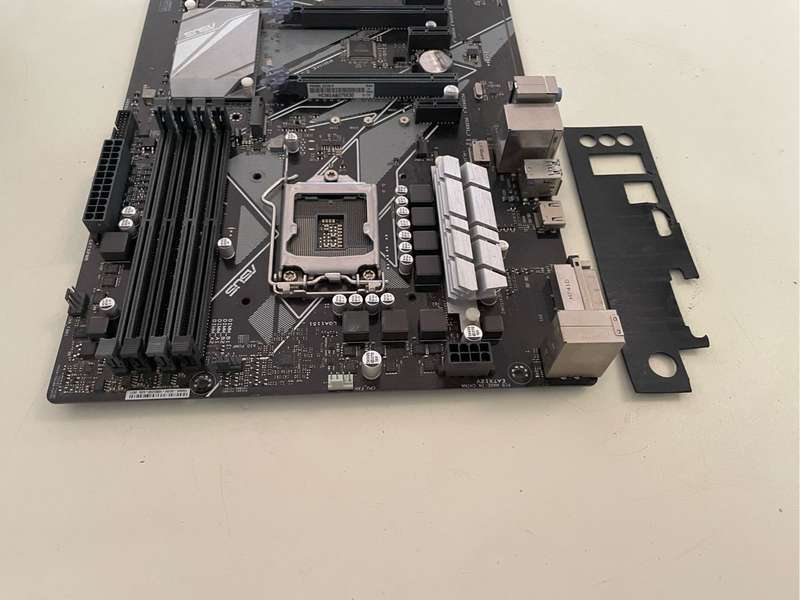 Asus Prime Z370-P Motherboard**3D Printed IO Shield/Backplate**