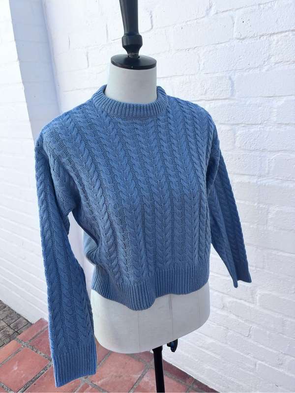Blue cable jersey (S-M)