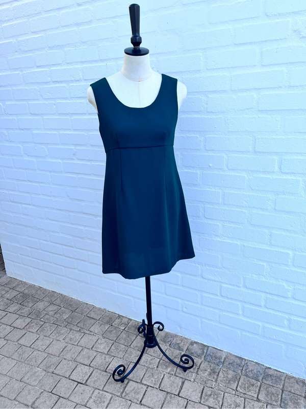 Dark green cocktail dress (M)