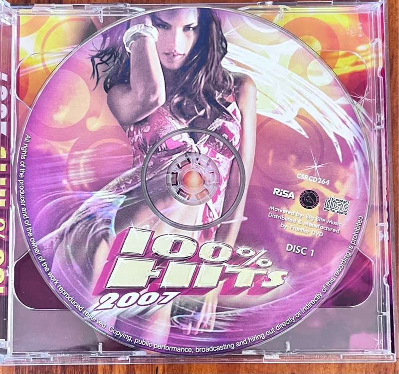 100% Hits 2007 - 2CD covers of 40 hits CSRCD264