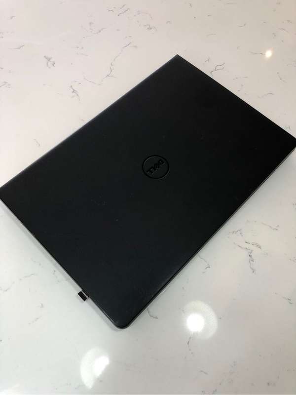 Dell Inspiron 15-4557
