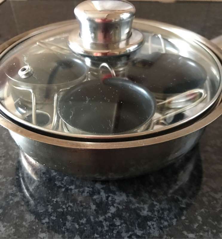 Egg poaching pan